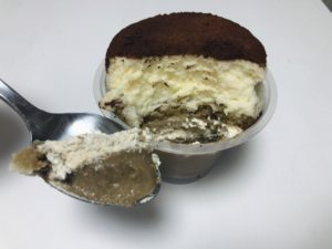 ファミリーマートのスフレプリン　ティラミスカフェ⑧