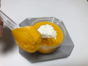 セブンイレブンのとろ生かぼちゃプリン⑦