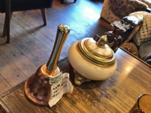 カフェデアゲンダの店内①
