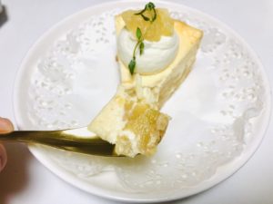nomiyaのりんごのチーズケーキ②