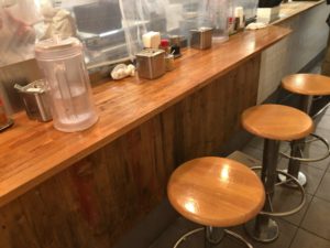 おにやんまの店内③