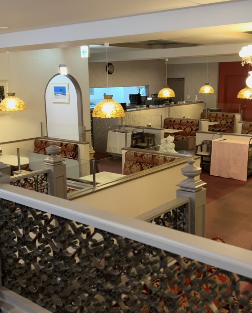 シルビア 綾瀬店の店内